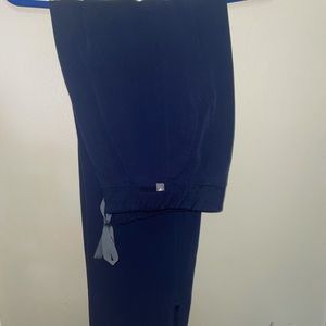 FIGS Size Medium Yolas Navy